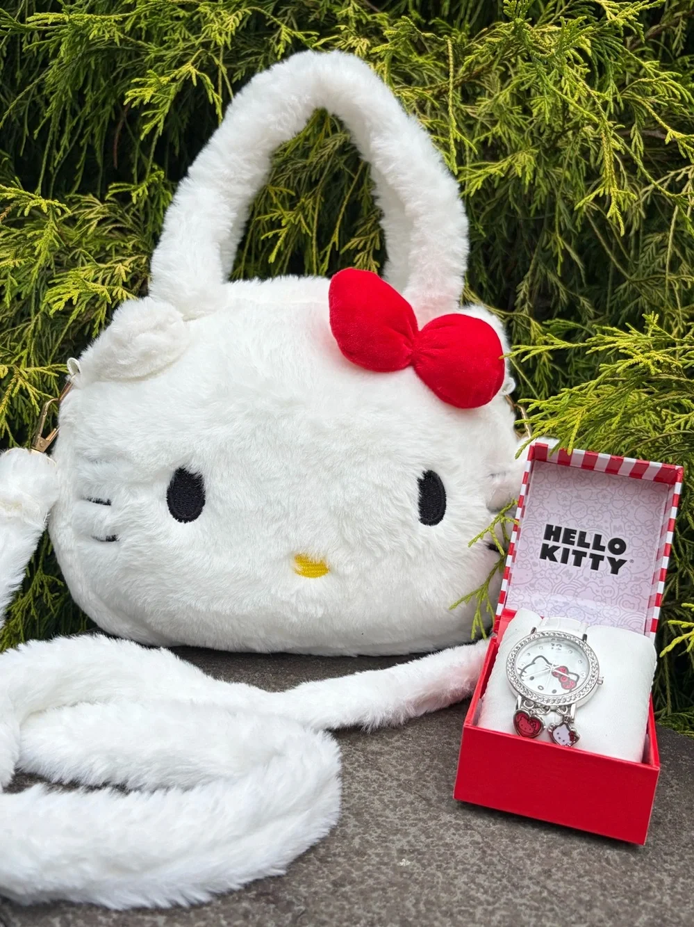 Hello Kitty Plush Faux Fur Crossbody Bag & Watch Set